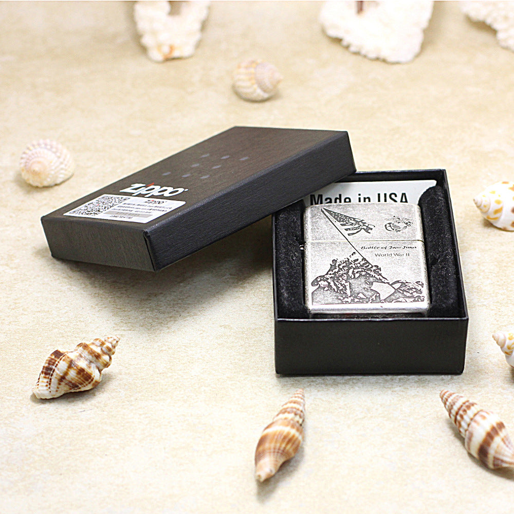 Zippo Vintage Argent 'Battle of Iwo Jima' - DS146