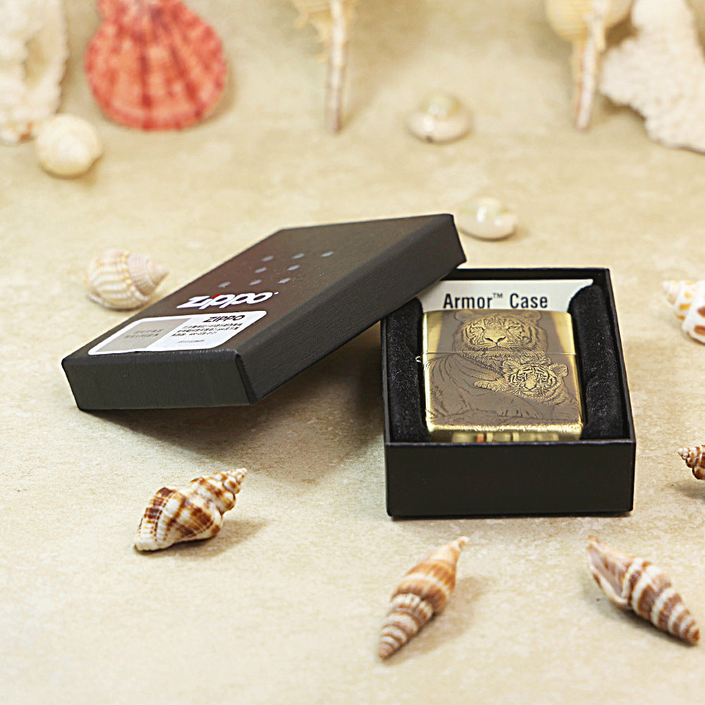 Zippo Heavy-duty Vintage Bronze Mother and Cub Tigers - CC102