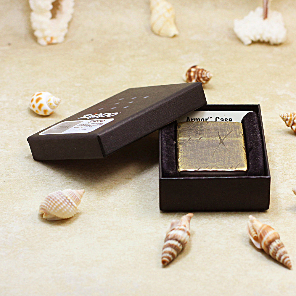 Zippo Heavy-duty Solid Bronze 'Knife Scars' - CC01