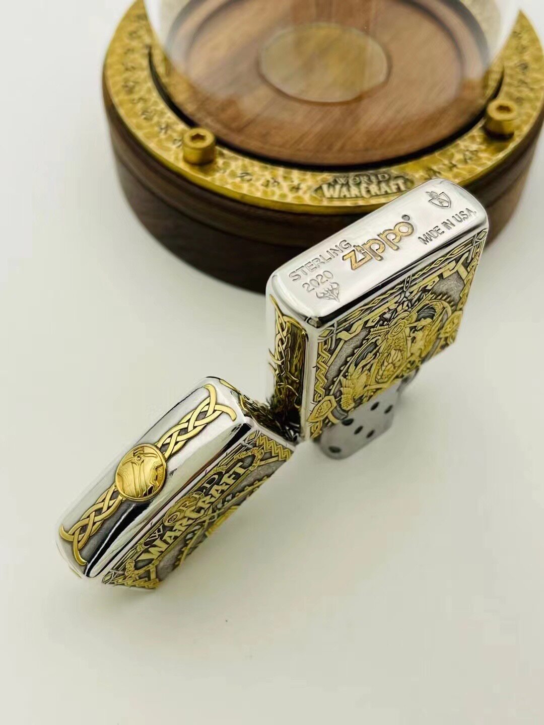 Zippo Armor Sterling Silver World of Warcraft Edition – Hand-Carved 3D High-Relief 24K Gold Inlay Kerosene Lighter