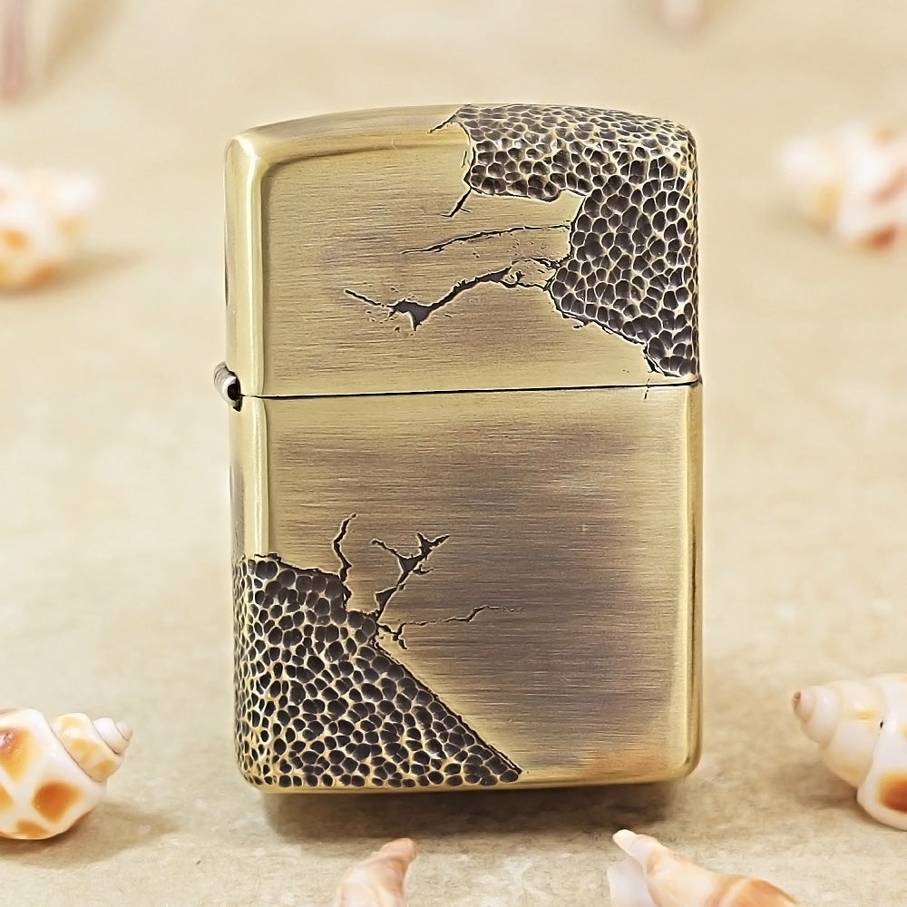 Zippo Heavy-duty Vintage Bronze 'Battle Scarred' - CC12