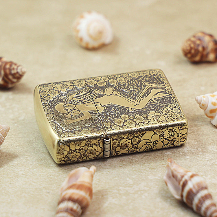 Zippo Heavy-duty Vintage Bronze 'Eternal Embrace' - CC23