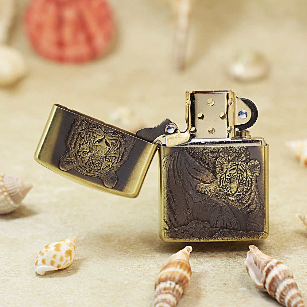 Zippo Heavy-duty Vintage Bronze Mother and Cub Tigers - CC102
