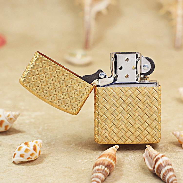 Zippo Heavy-duty Crucifix Weave Sand Gold Finish - 162-DS45