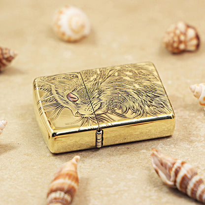 Zippo Heavy-duty Premium Shine Bronze 'Gazing Cat' - CC06
