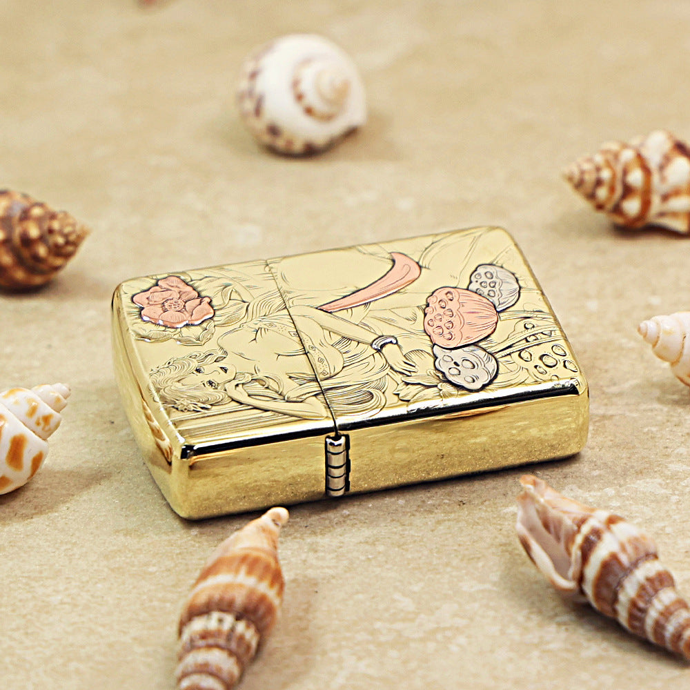 Zippo Heavy-duty Premium Shine Bronze 'Lotus Goddess' - CC20