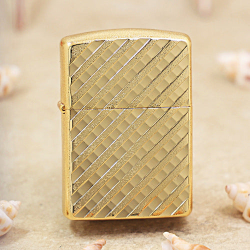 Zippo Gold Diagonal Line Pattern - 162-DS100