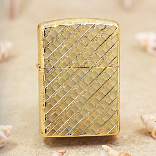 Zippo Gold Diagonal Line Pattern - 162-DS100