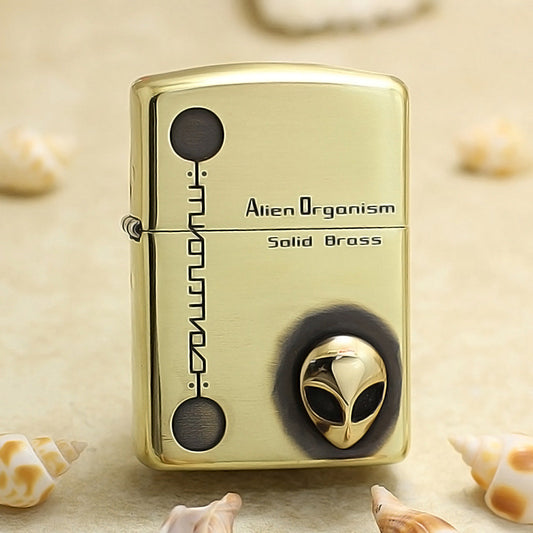 Zippo Premium Shine Bronze Alien Organism Medallion - CC148