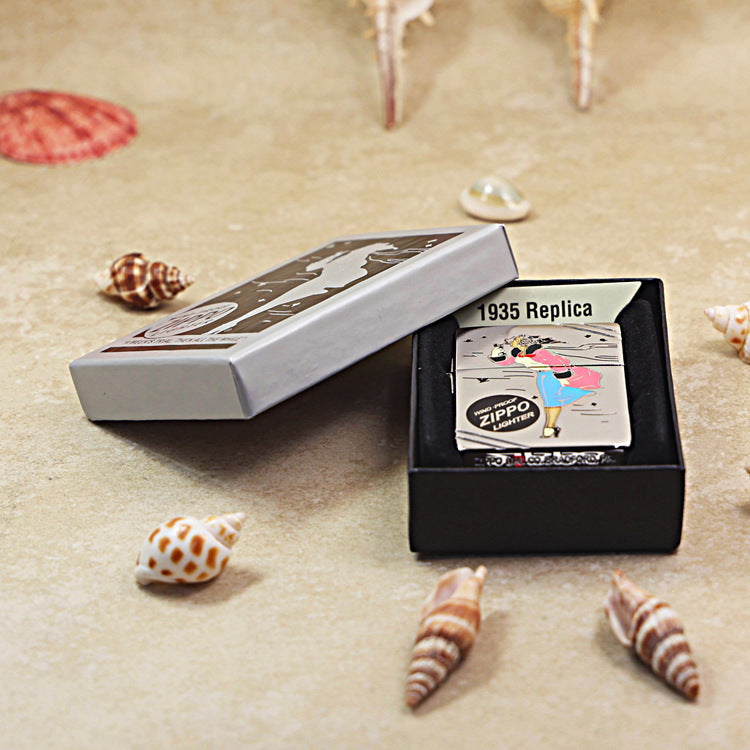 Zippo Argent Hue Decorated Vintage Pin-Up Maiden in the Wind - CS03