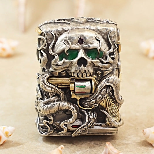 Zippo Vintage Argent Nether Zorro Skull and Revolver Case Case - CM75
