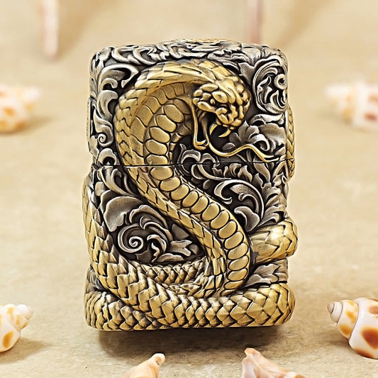 Zippo Vintage Argent Case Wealthy Golden Snake Zodiac Flame - CM107