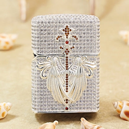 Zippo Argent Complete Crystal Pavé Protector Angel Wings and Fleur-de-lis Case Flame - CM110