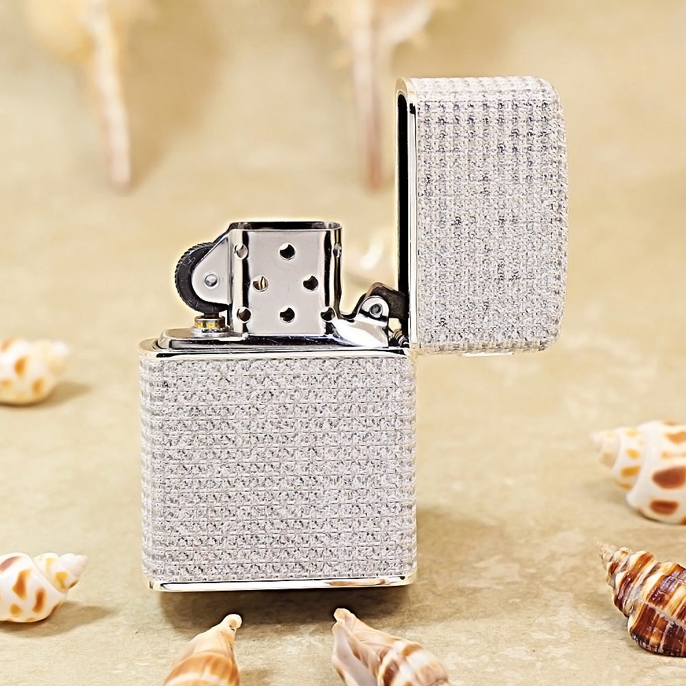 Zippo Argent Complete Crystal Pavé Protector Angel Wings and Fleur-de-lis Case Flame - CM110