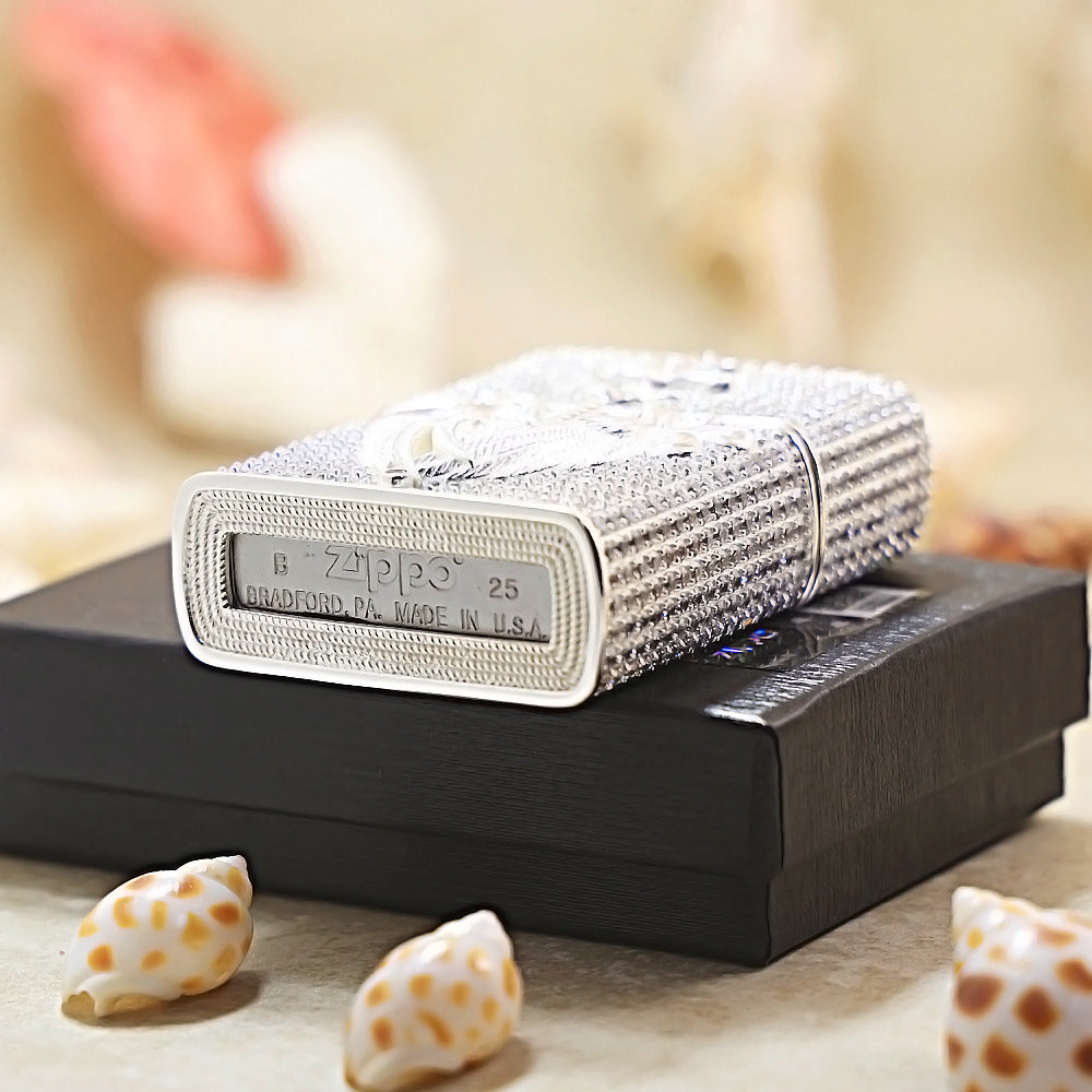 Zippo Argent Complete Crystal Pavé Protector Angel Wings and Fleur-de-lis Case Flame - CM110