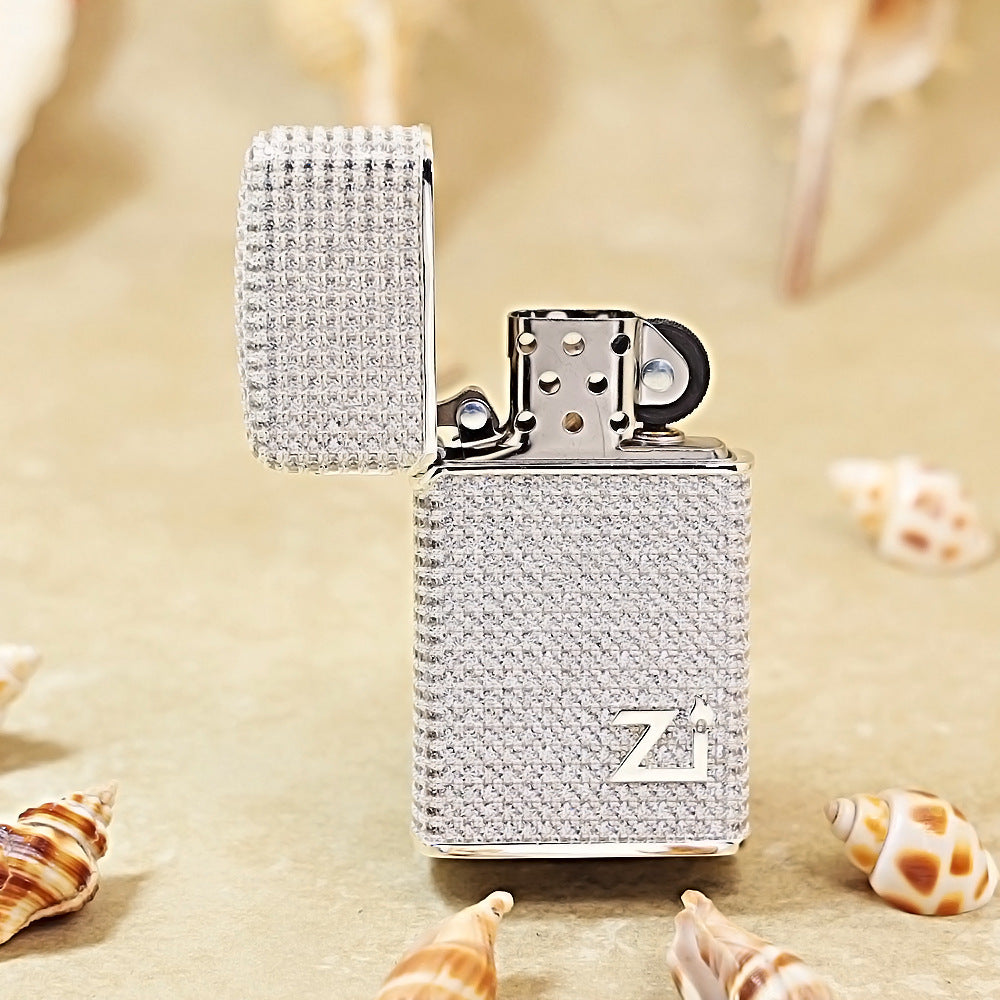 Zippo Slim Argent Complete Crystal Pavé "Zi" Medallion Case Flame - CM105