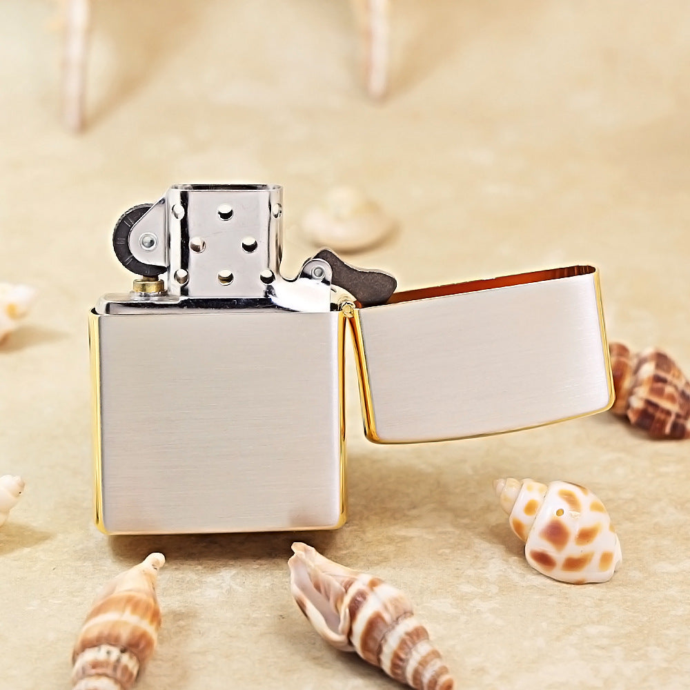 Zippo Two-Finish Gold and Argent I Finally Met You Clover Bear - JP74 - JP94