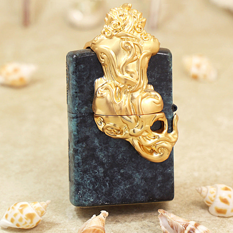 Zippo Vintage Green Patina 'Pixiu Emblem' - DS147