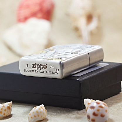 Zippo Vintage Argent Two-Finish 'Motorcycle Girl' - 162-DS67