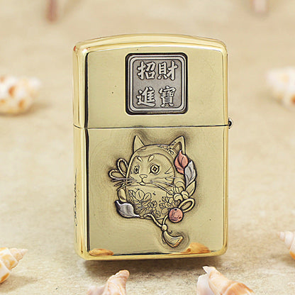 Zippo Heavy-duty Vintage Bronze 'Maneki-Neko Fortune Cat' - CC25