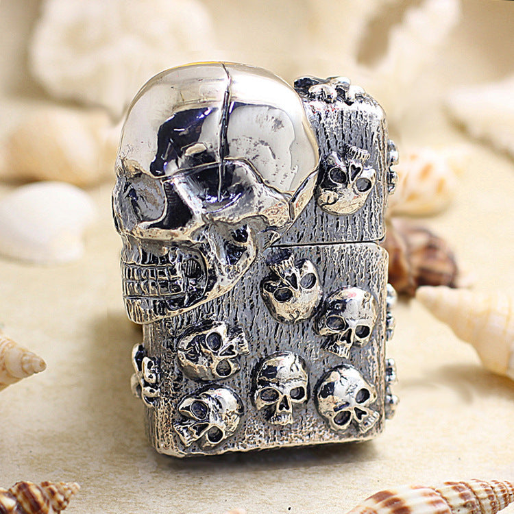 Zippo Heavy-duty Intricate Carve Skull Emblems - JP46