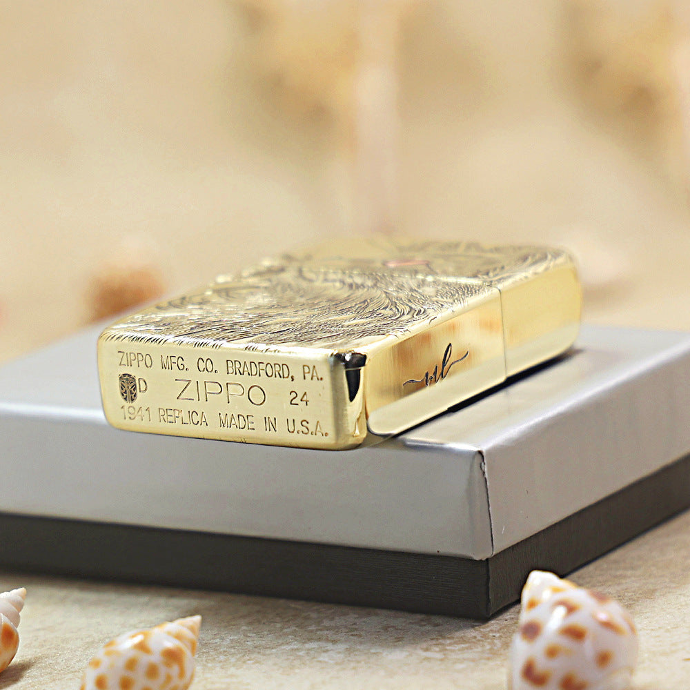 Zippo Heavy-duty Premium Shine Bronze 'Gazing Cat' - CC06