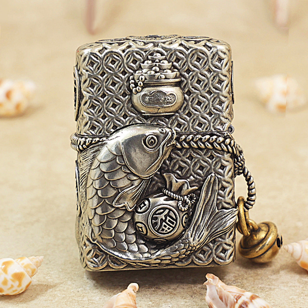 Zippo Solid 3d-embossed Maneki-Neko Lucky Cat Fortune Case Bundle - CM19
